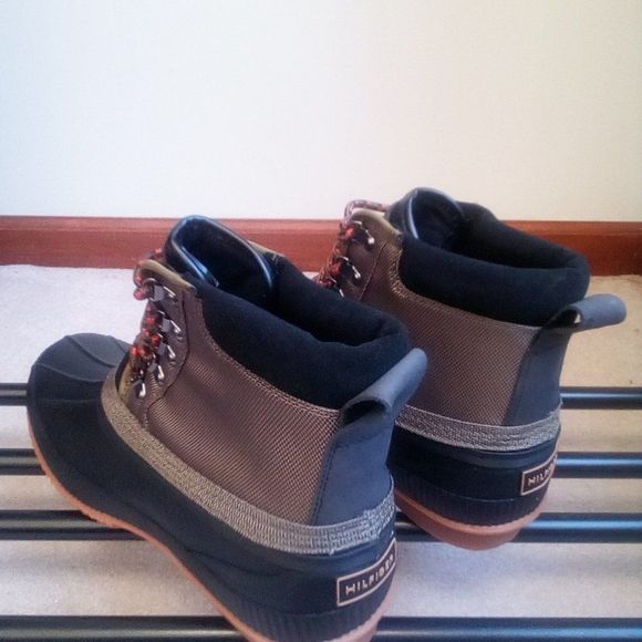 TOMMY HILFIGER Men's Duck Boots - BRAND NEW NWOB - Picture 3 of 7